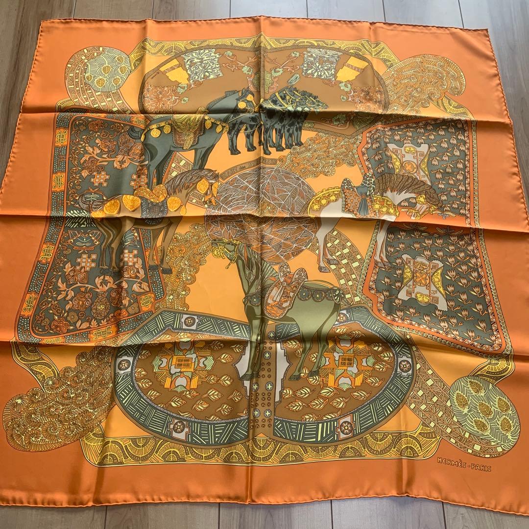 HERMES スカーフ　シルク　エルメス　カレ90