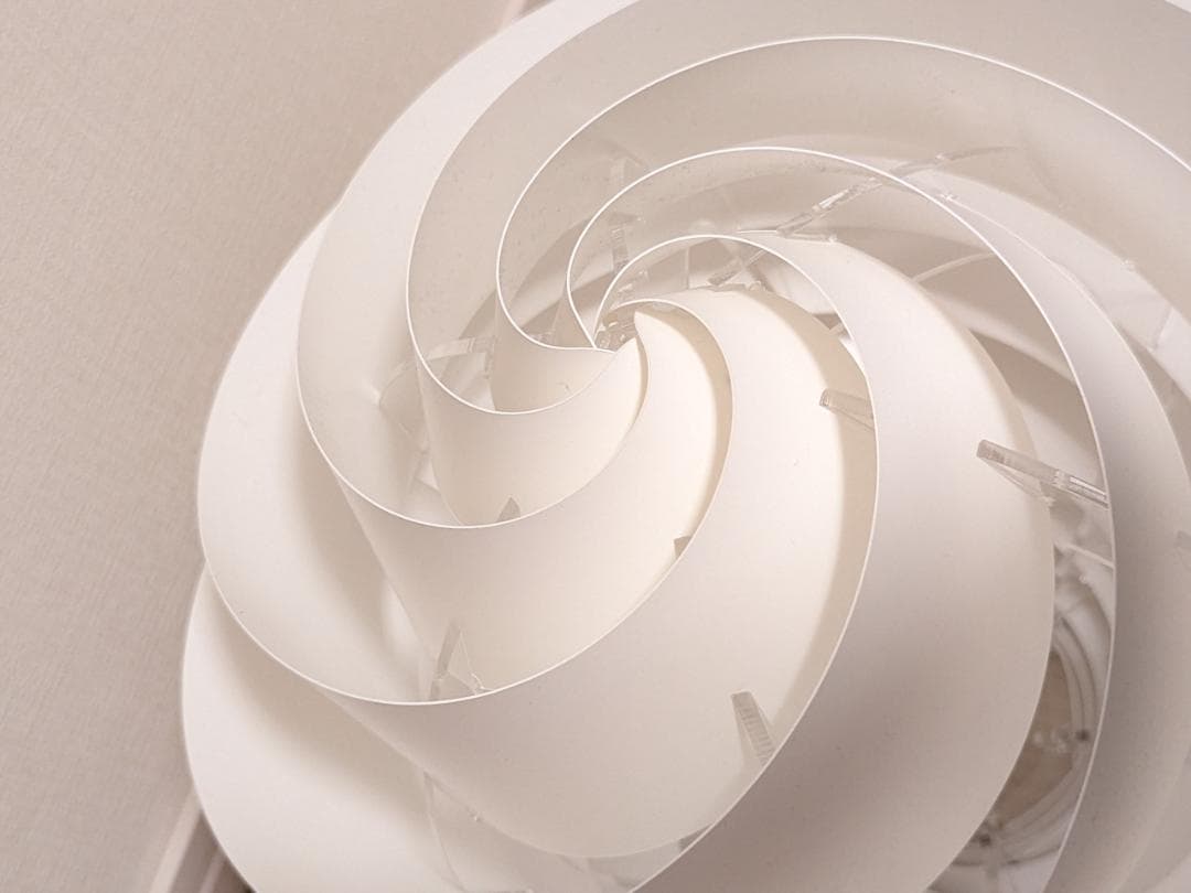 レ・クリント スワール ペンダント 3S ホワイト LE KLINT SWIRL