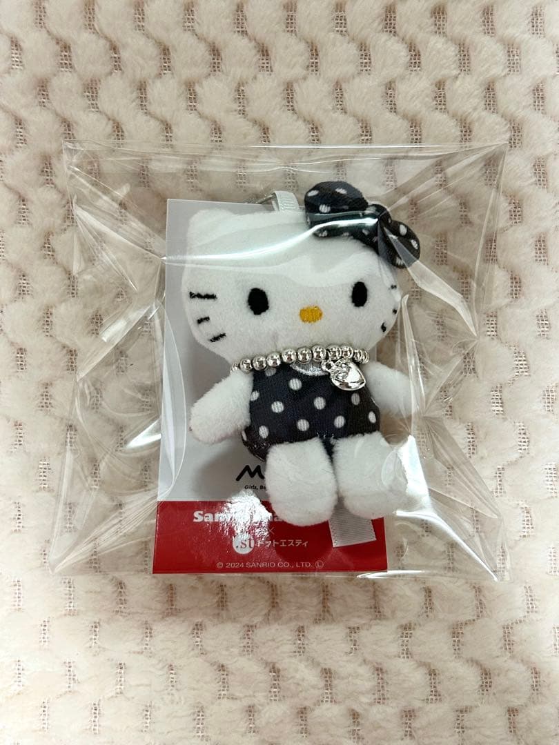 ローリーズファーム　Me% ハローキティ　トイキーホルダー　ドット