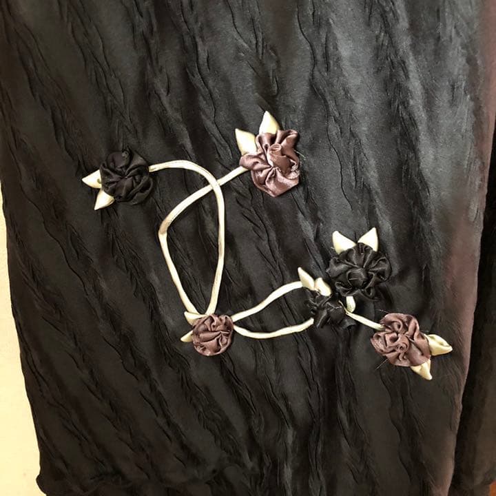 お人形モチーフエプロン♡さえら♡ヒスクローネ♡ポテチーノ好きの方にも