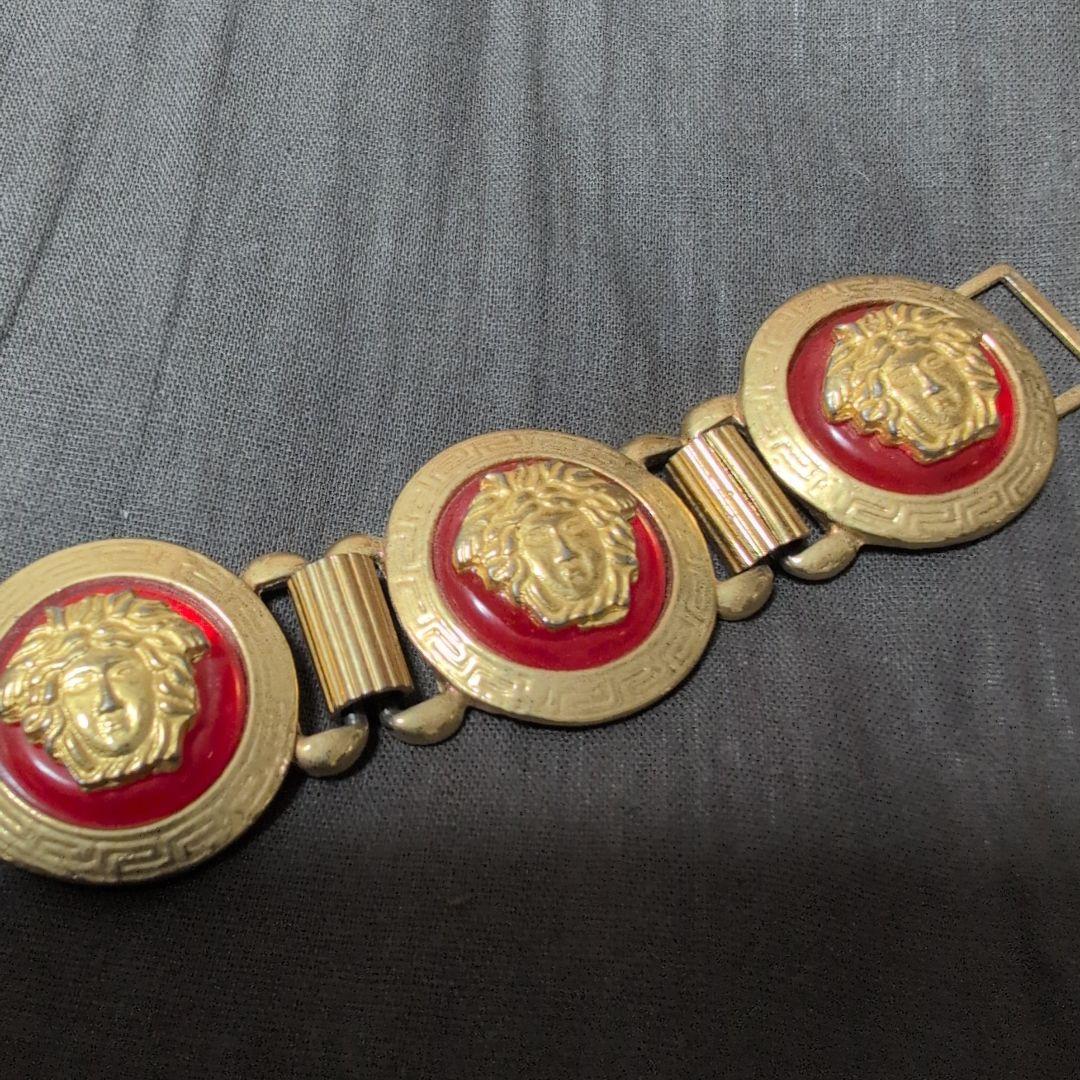 ヴェルサーチ　ブレスレット　メデューサ　ロゴ　ゴールド×レッド