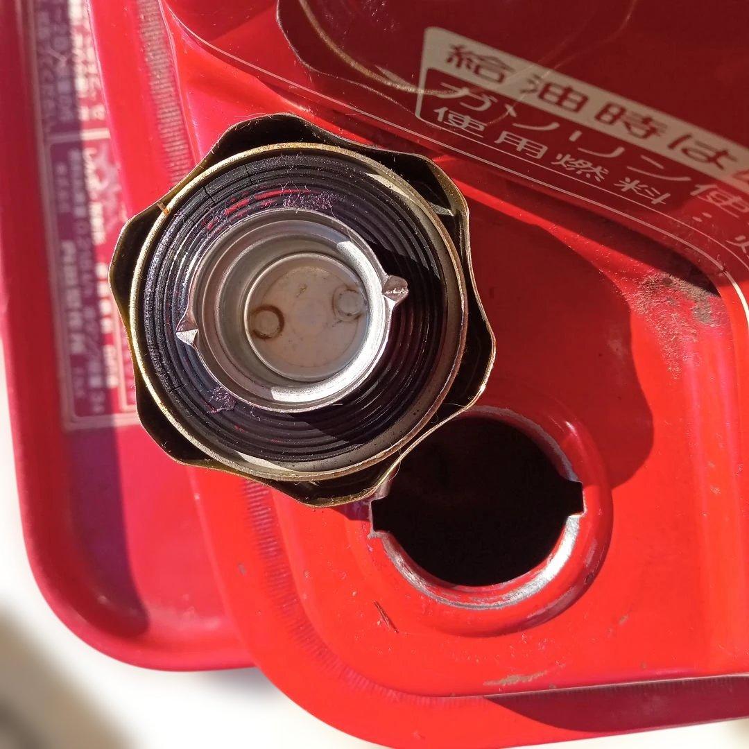 コロナ石油ストーブＳＲ―１後期型　昭和レトロタンク一体型　電子点火OK！