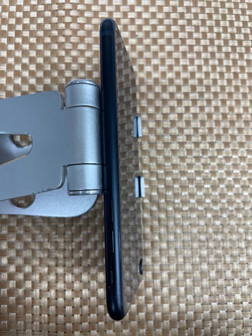 iPhone SE第3世代 64 GB ミッドナイトSIMフリー【6754】