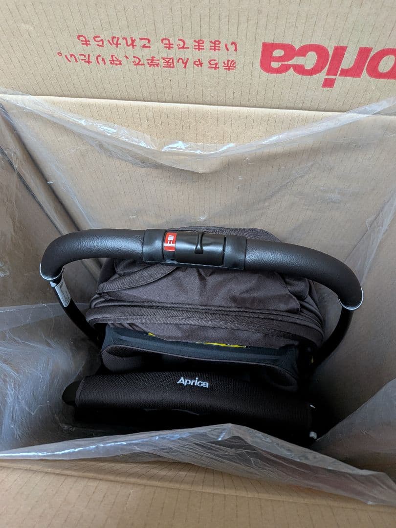 【新品・未使用】ラクーナ クッション AH ブラウン