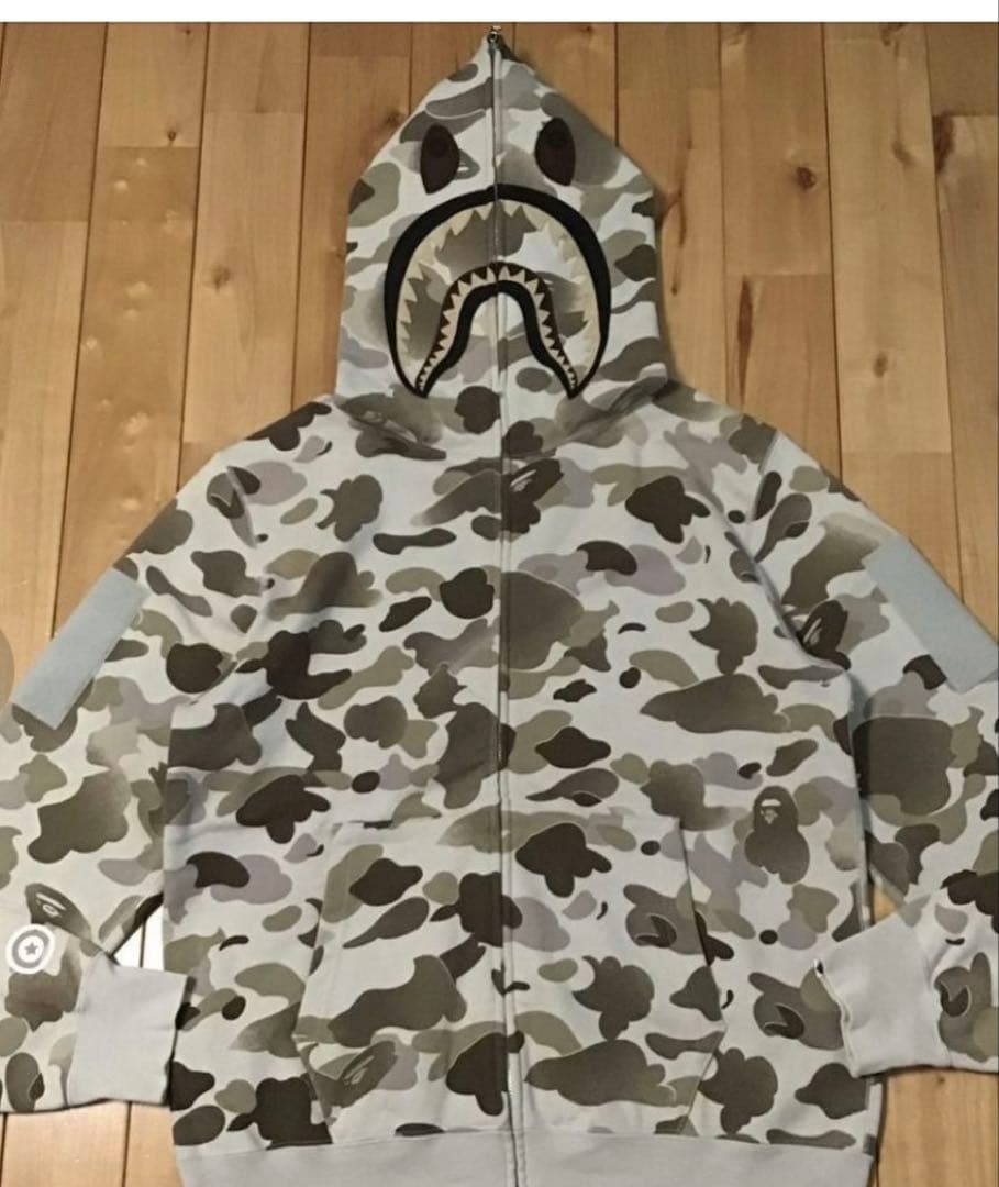 BAPEグラデーションカモ シャーク パーカー a bathing ape