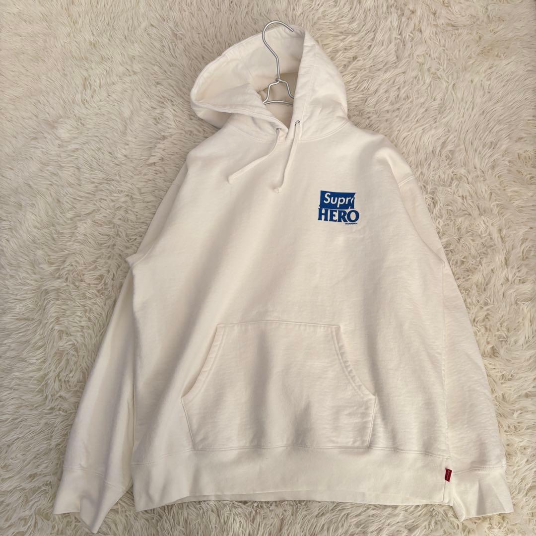 シュプリームSUPREMEビッグロゴフードパーカ ANTIHERO Dog L