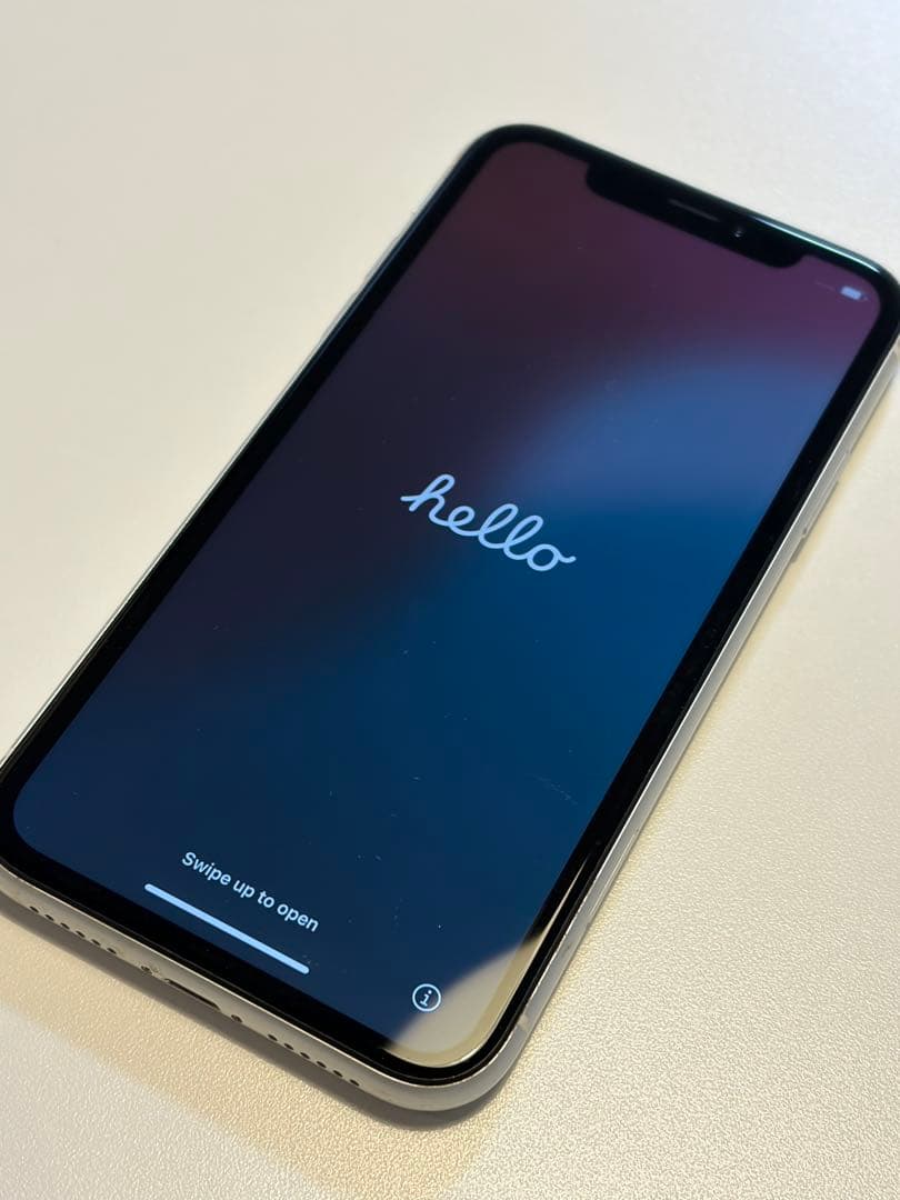 iPhone XR 128GB ホワイト 本体