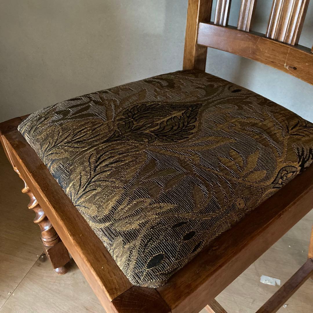 英国風アンティーク椅子