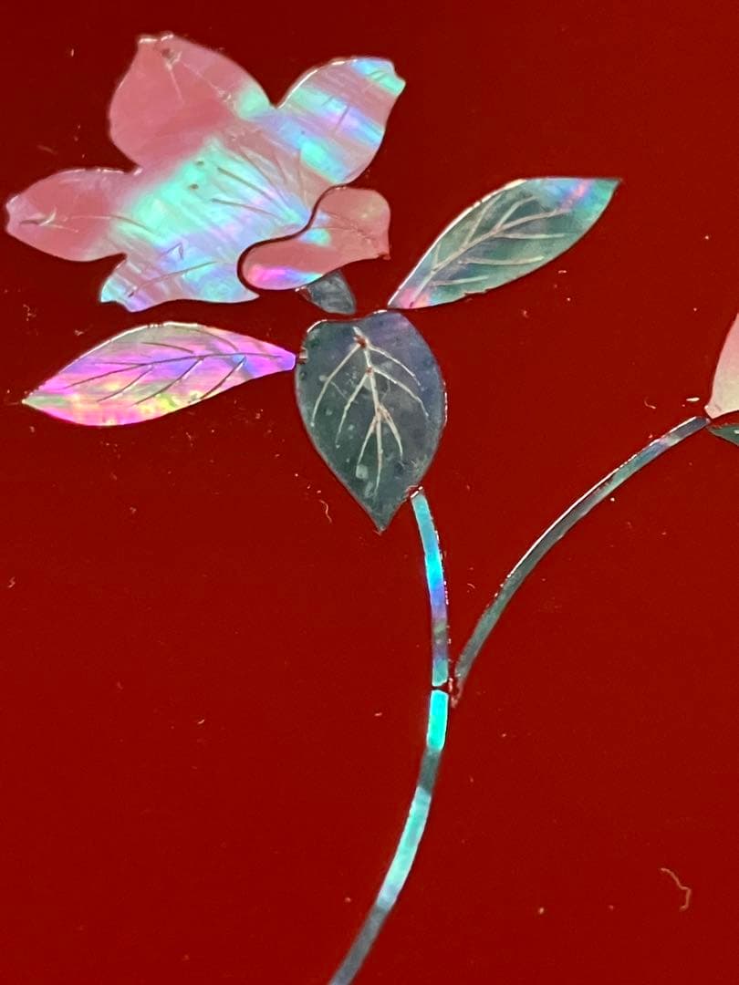 大幅お値下げ　高岡漆器　赤い漆器 文箱 花のデザイン（青貝）