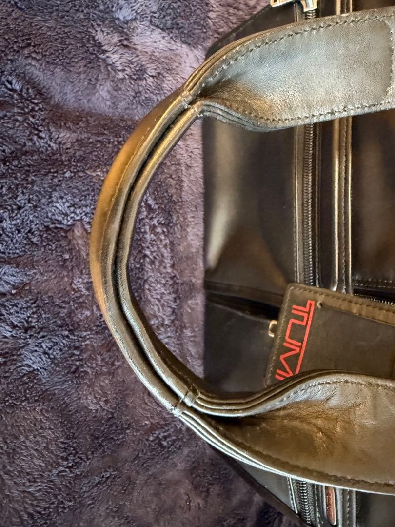 TUMI ナパレザー製キャリーバッグ　96103D4