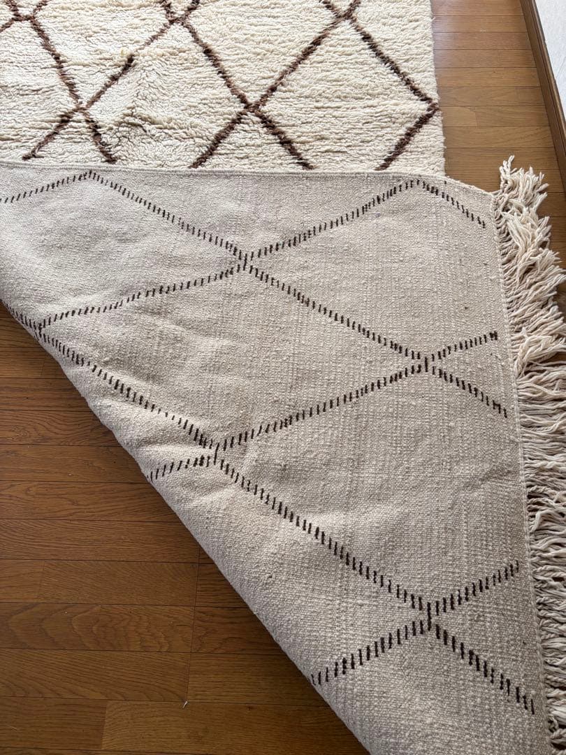 モロッコ製　ベニワレン　ラグ