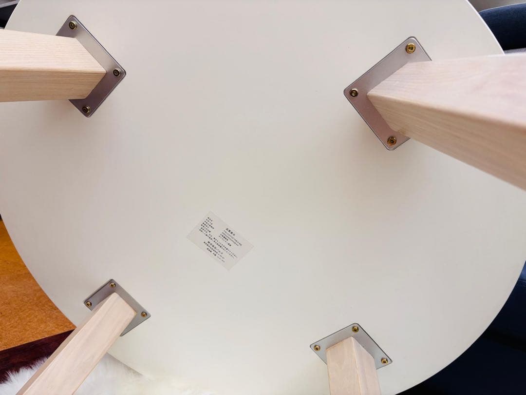 Francfranc円形ホワイトの明るい色センターテーブル