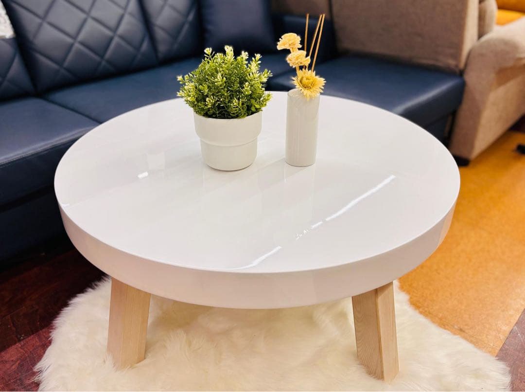 Francfranc円形ホワイトの明るい色センターテーブル
