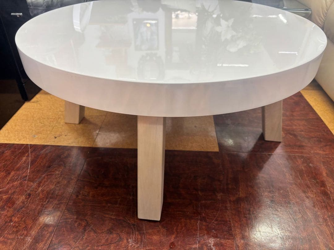 Francfranc円形ホワイトの明るい色センターテーブル