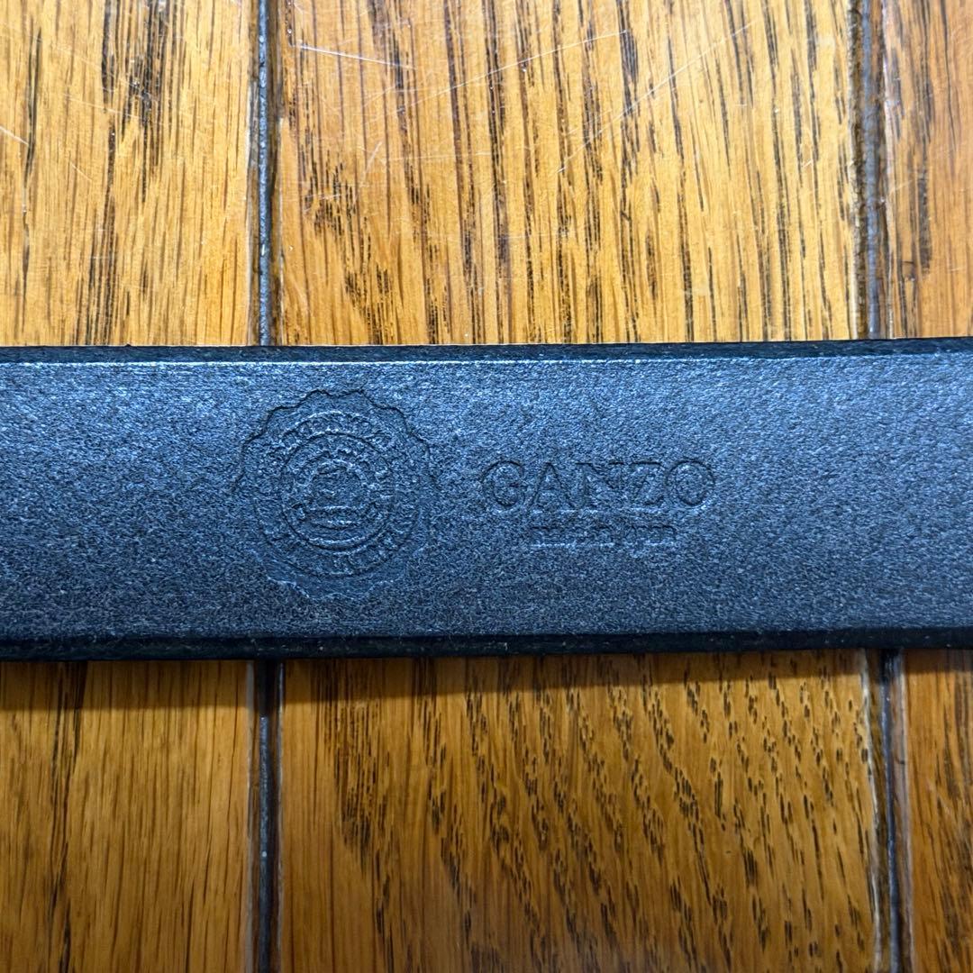 Yudi【美品】ガンゾ ブライドルレザーベルト（1枚仕立て） ブラック Ｌ