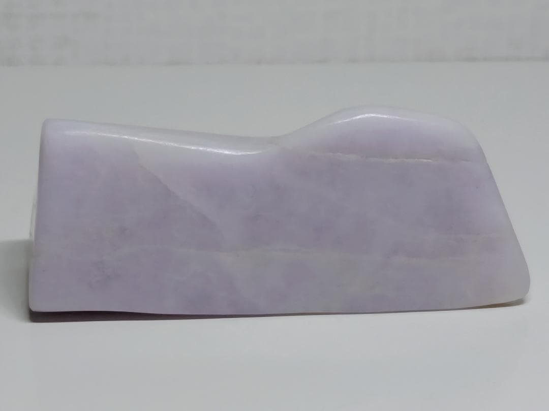 高透過 ・ラベ 236g 翡翠 ヒスイ 原石 鉱物 鉱石 鑑賞石 自然石 誕生石