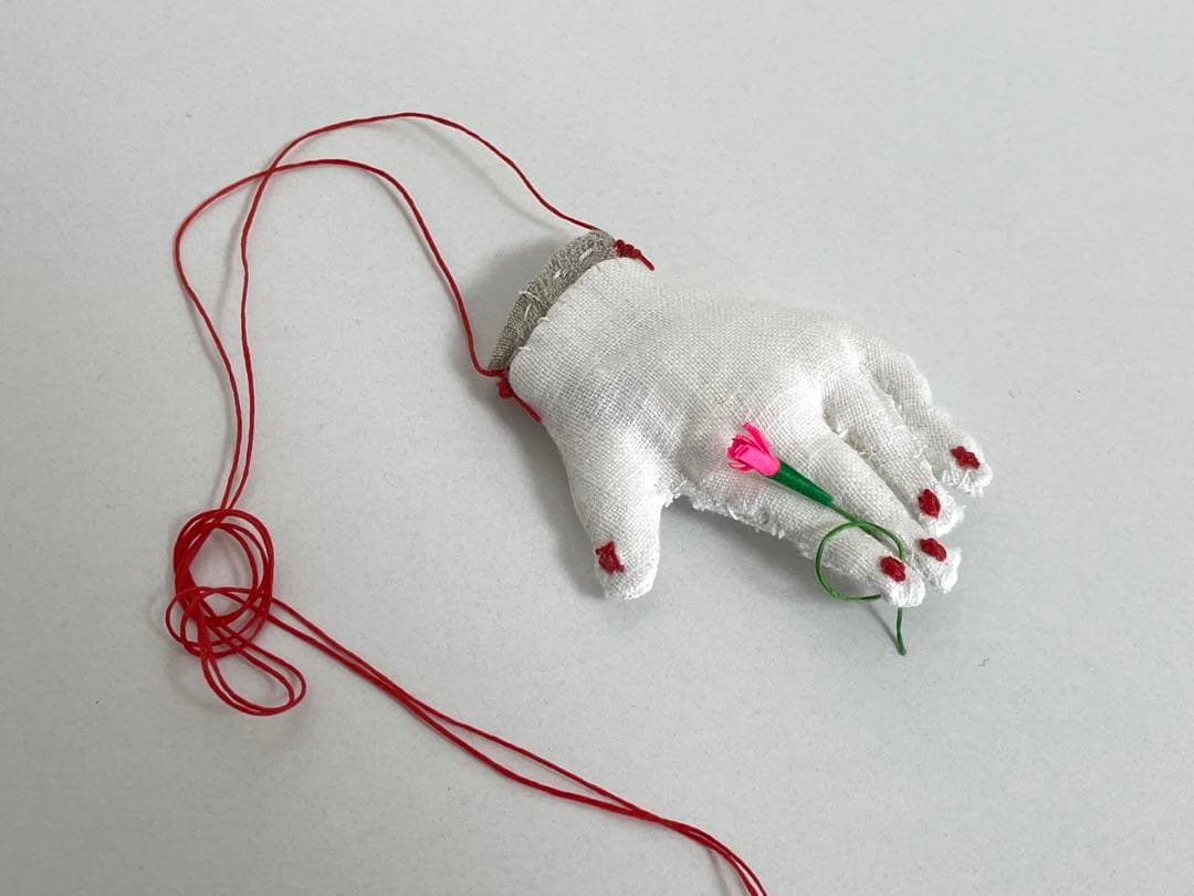 aiueaoui ハンドモチーフネックレス アミュレット