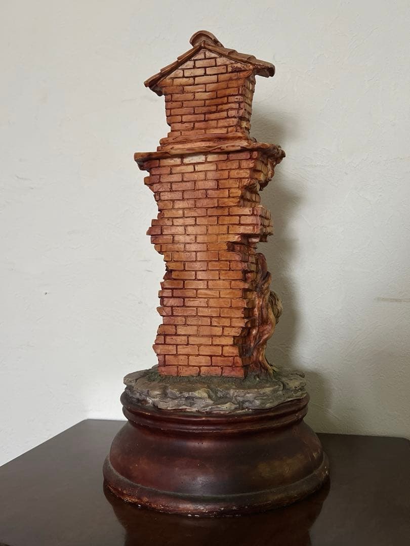 k195r124 Sculpture House「聖母へ捧げる花」オブジェ 置物