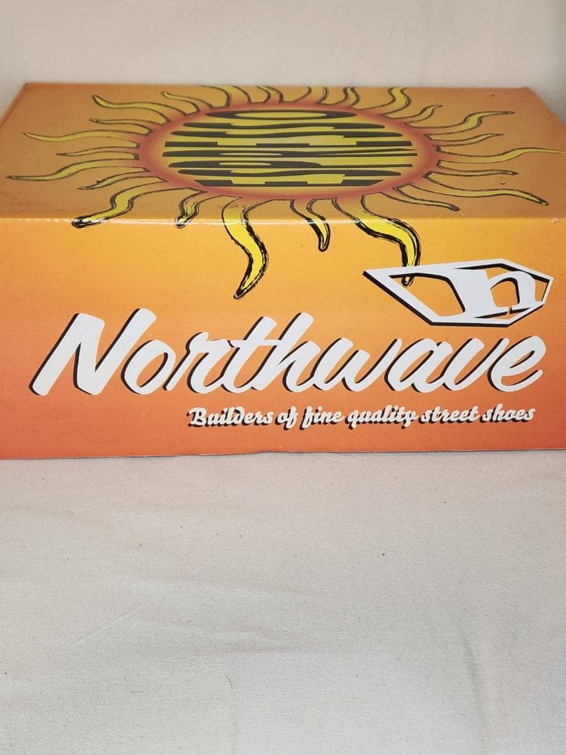 NORTHWAVEノースウェーブ ESPRESSO SUEDE 赤×白 27.5