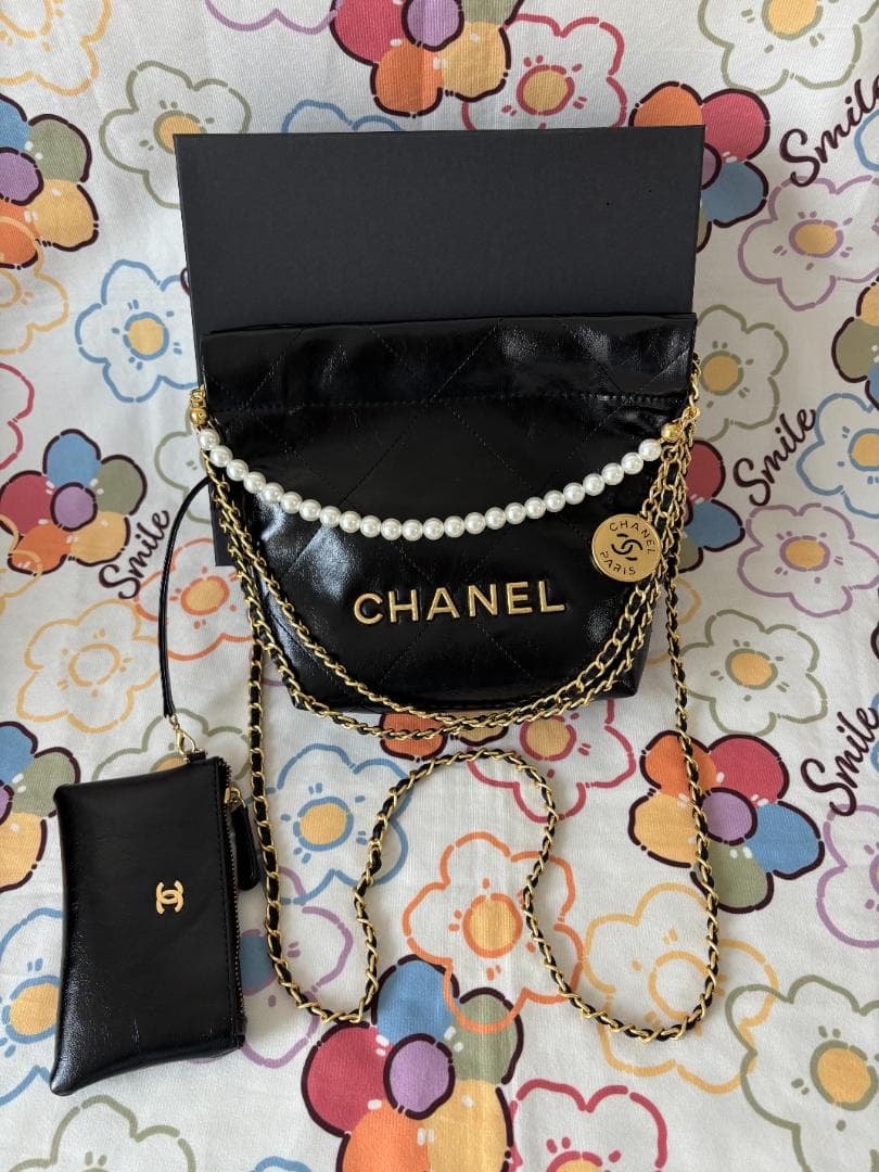 【未使用に近い】ハンドバッグ 黒 レザー ショルダーバッグ