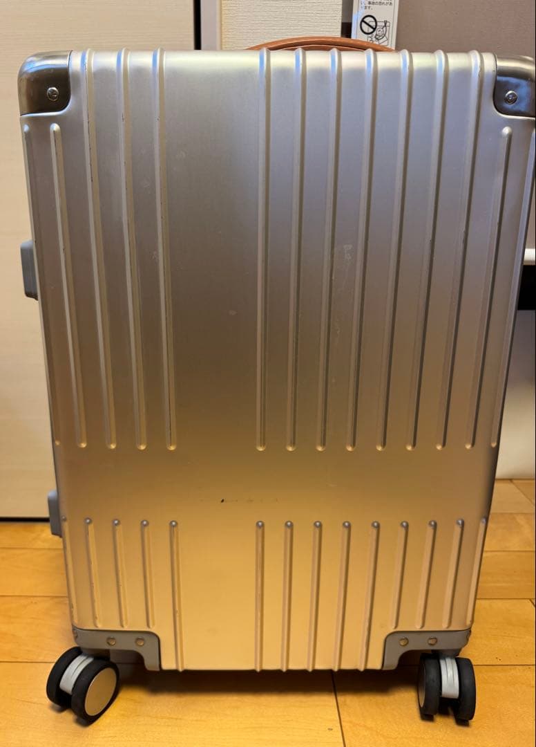 入手困難！INNOVATOR イノベーター36L キャリーケース