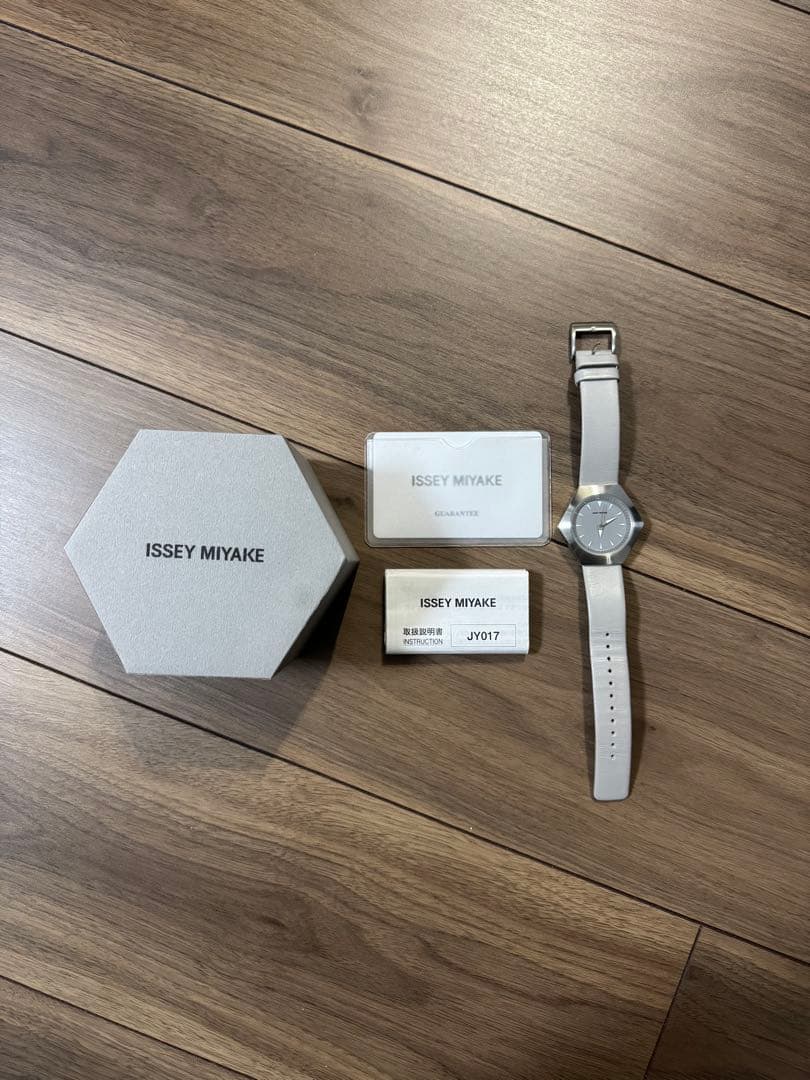 ISSEY MIYAKE 腕時計