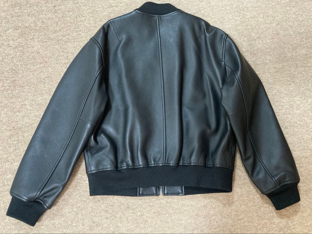 コーチレザーボンバー