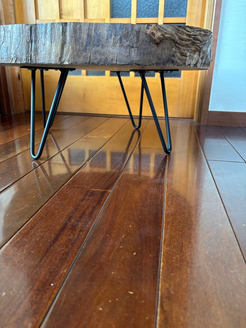 無垢材円形テーブル（ブラック脚） 丸太 サイドテーブル