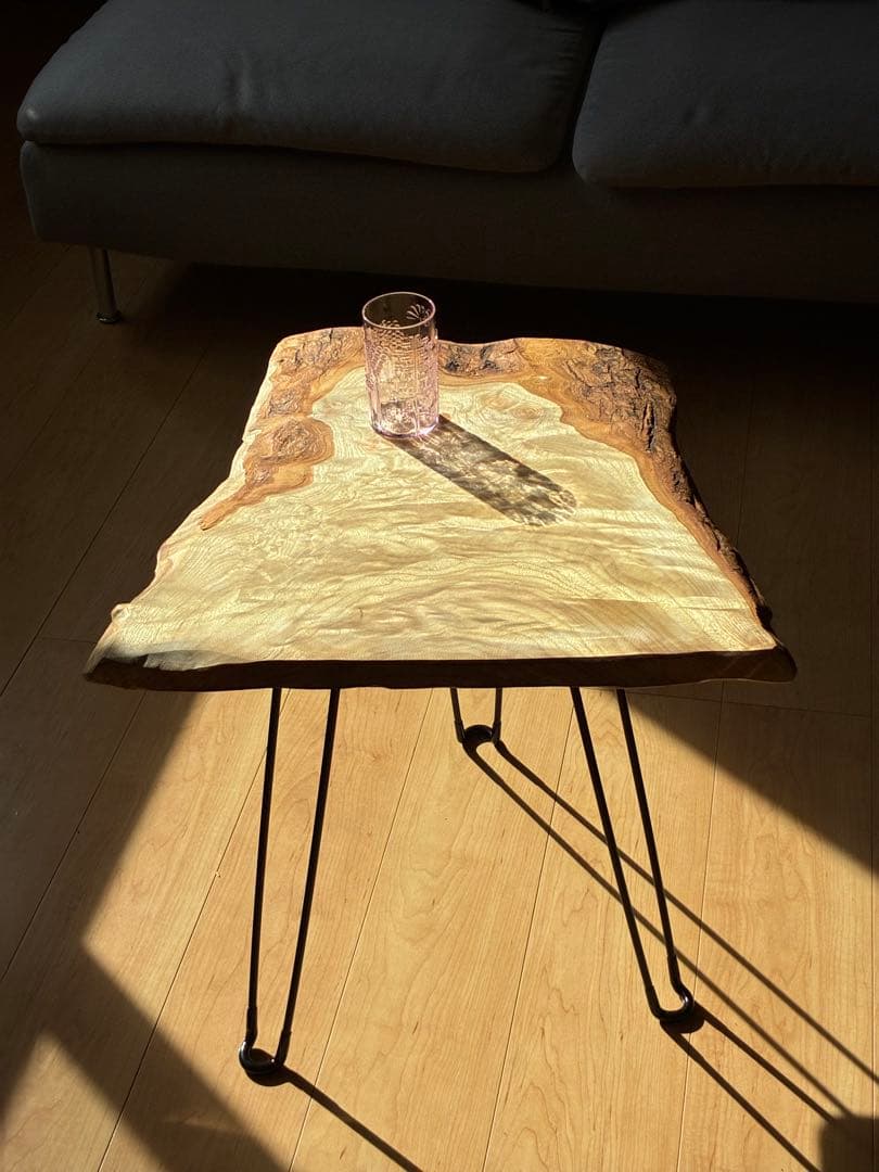 【現品限り】国産楠（くすのき） 無垢一枚板サイドテーブル｜天然木の表情を楽しむ