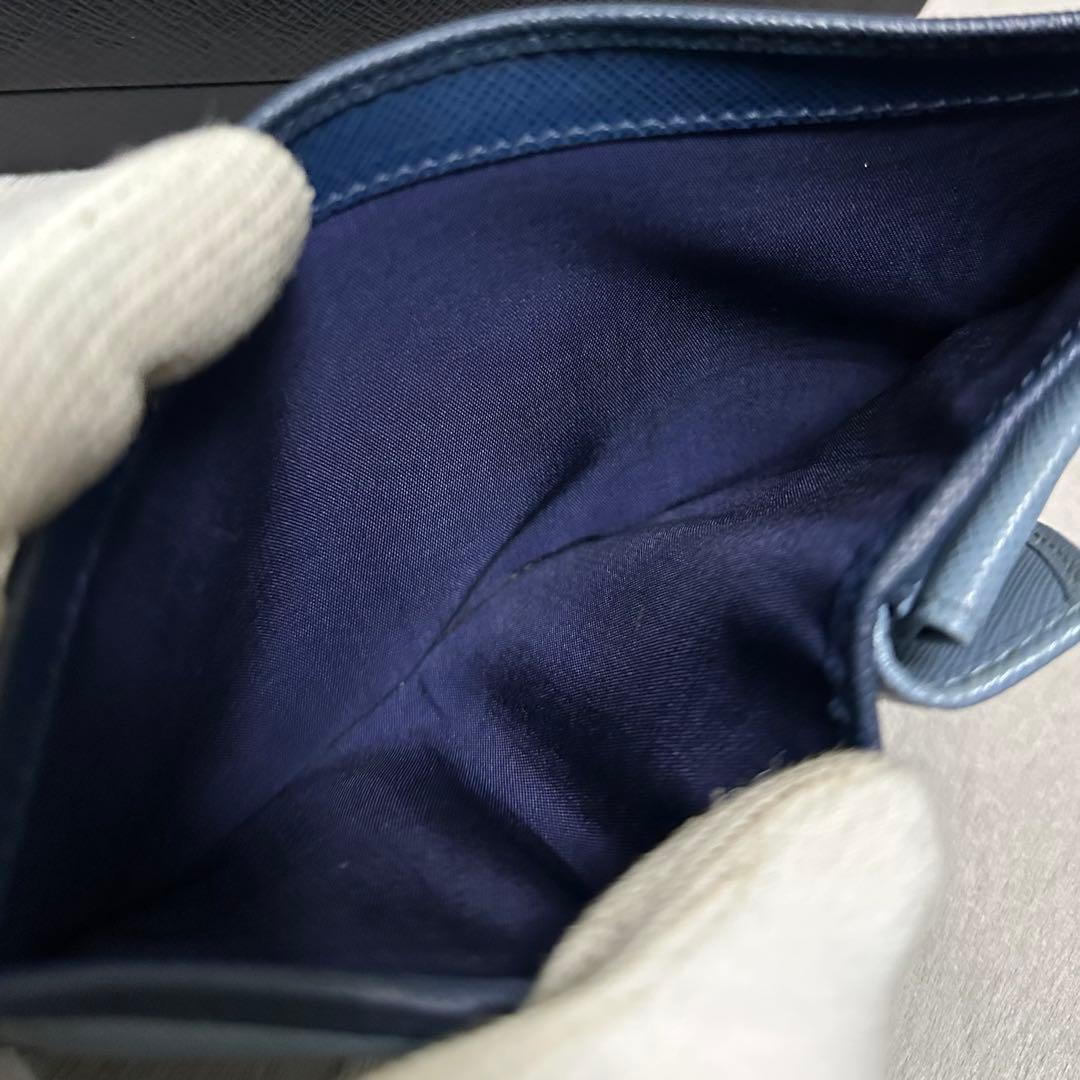 PRADA プラダ　折り財布　マルチカラー　ブルー　ロゴ金具　サフィアーノレザー
