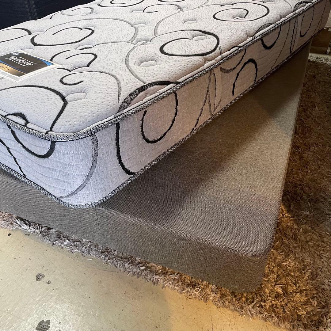 美品⭐️SIMMONS シモンズ　シングルベッド　Beautyrest 高級