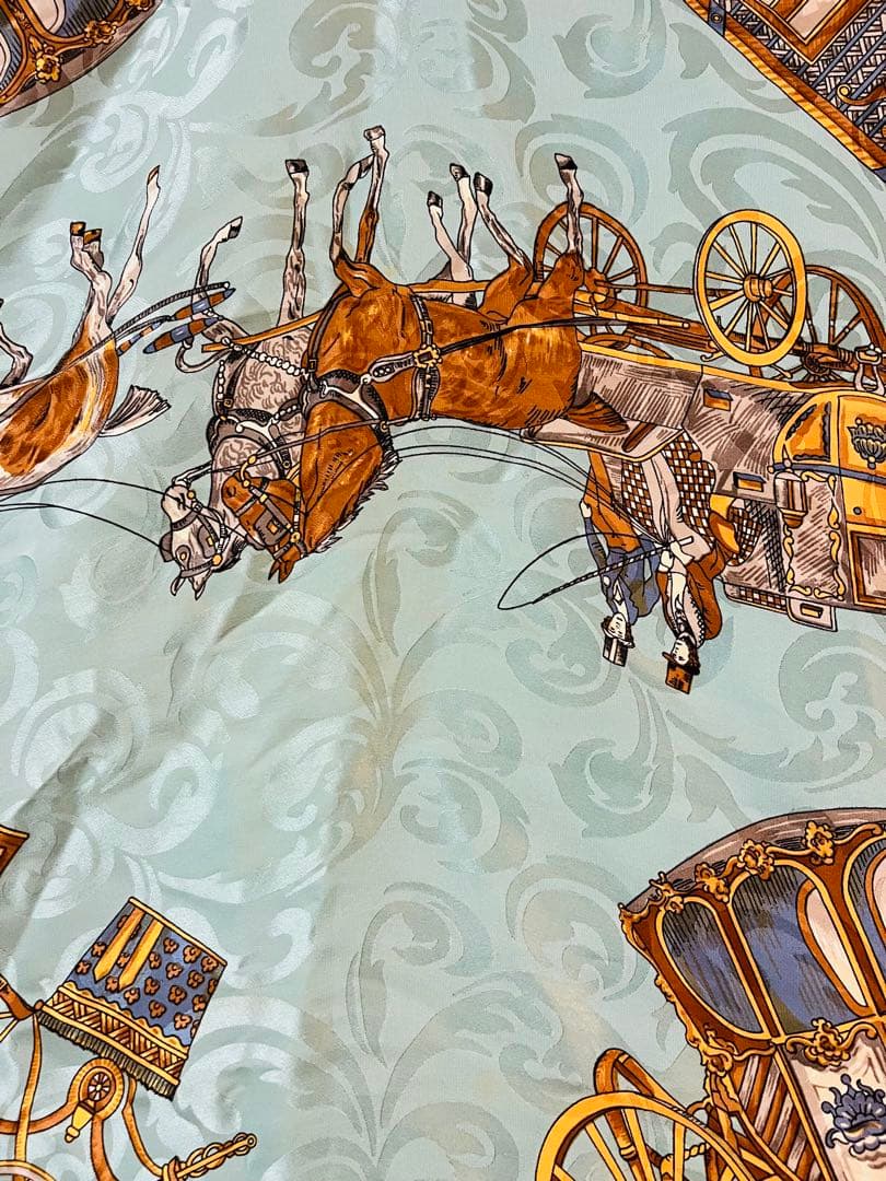 HERMES エルメス シルク スカーフ 馬車デザイン カレ90