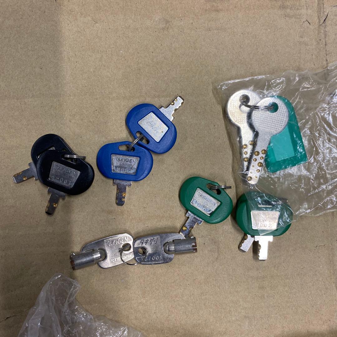 まとめ二台ローレルバンクマシン 自動釣銭機 ACM-10A10