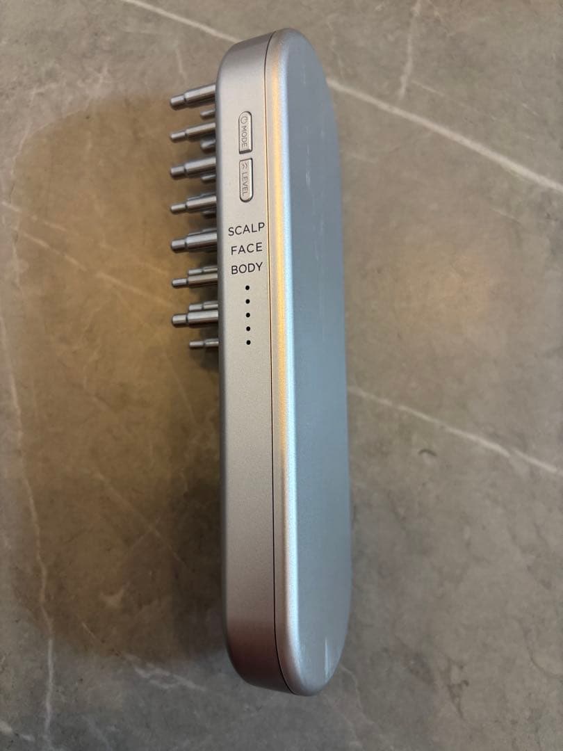 SALONIA 電気ブラシ　ems 美顔器