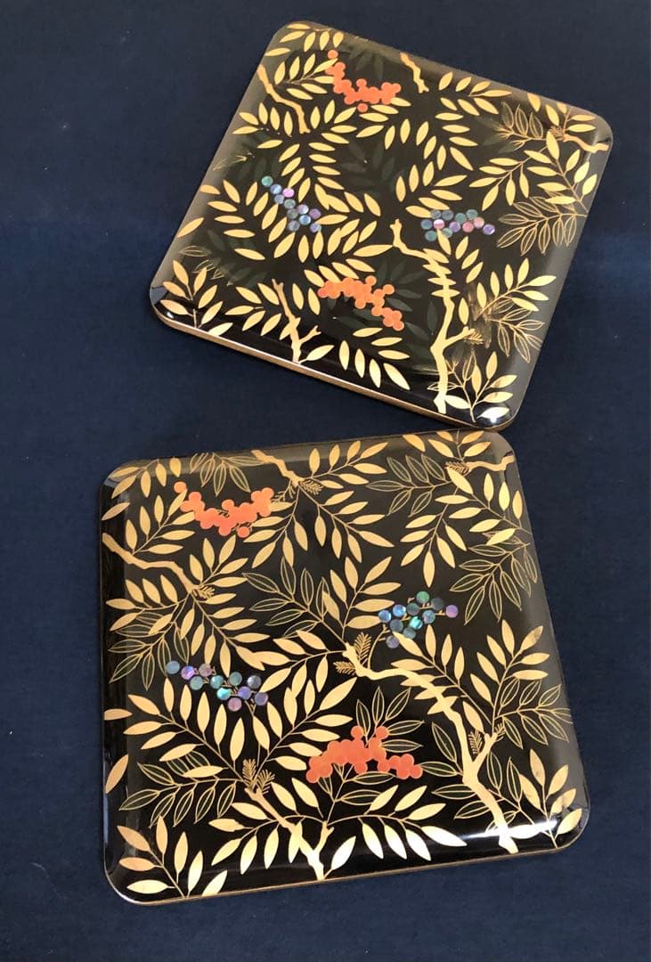 《R》黒内梨地 総蒔絵 螺鈿 南天 鶴若松 四段重 替蓋 260121き6