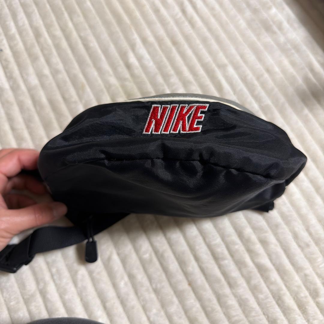 つ*引様 NIKE supreme コラボウエストポーチ