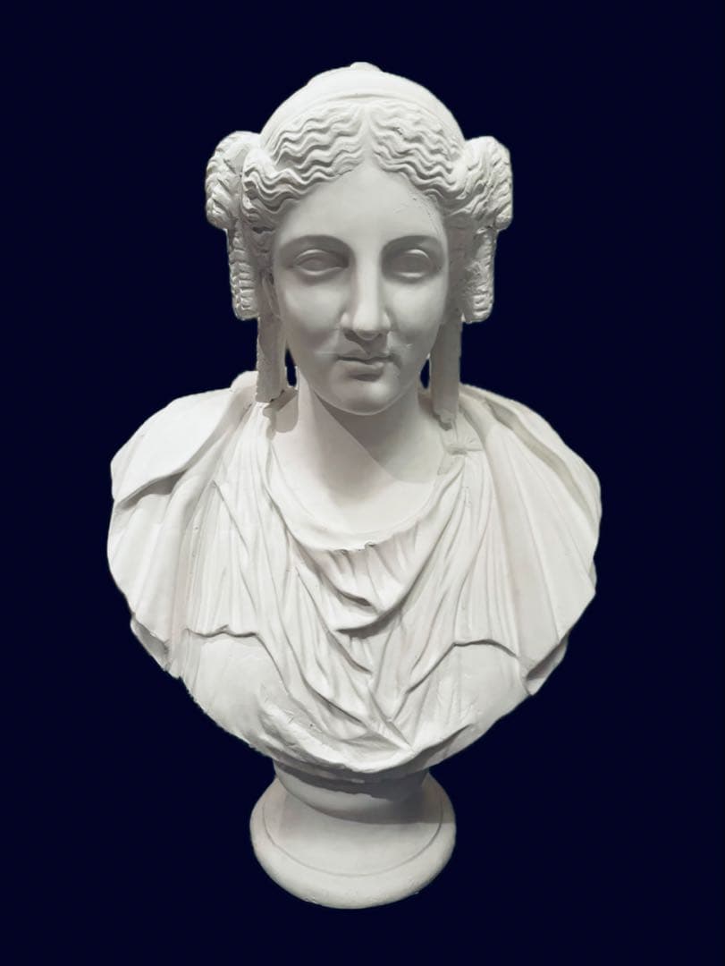 パジャント　石膏像