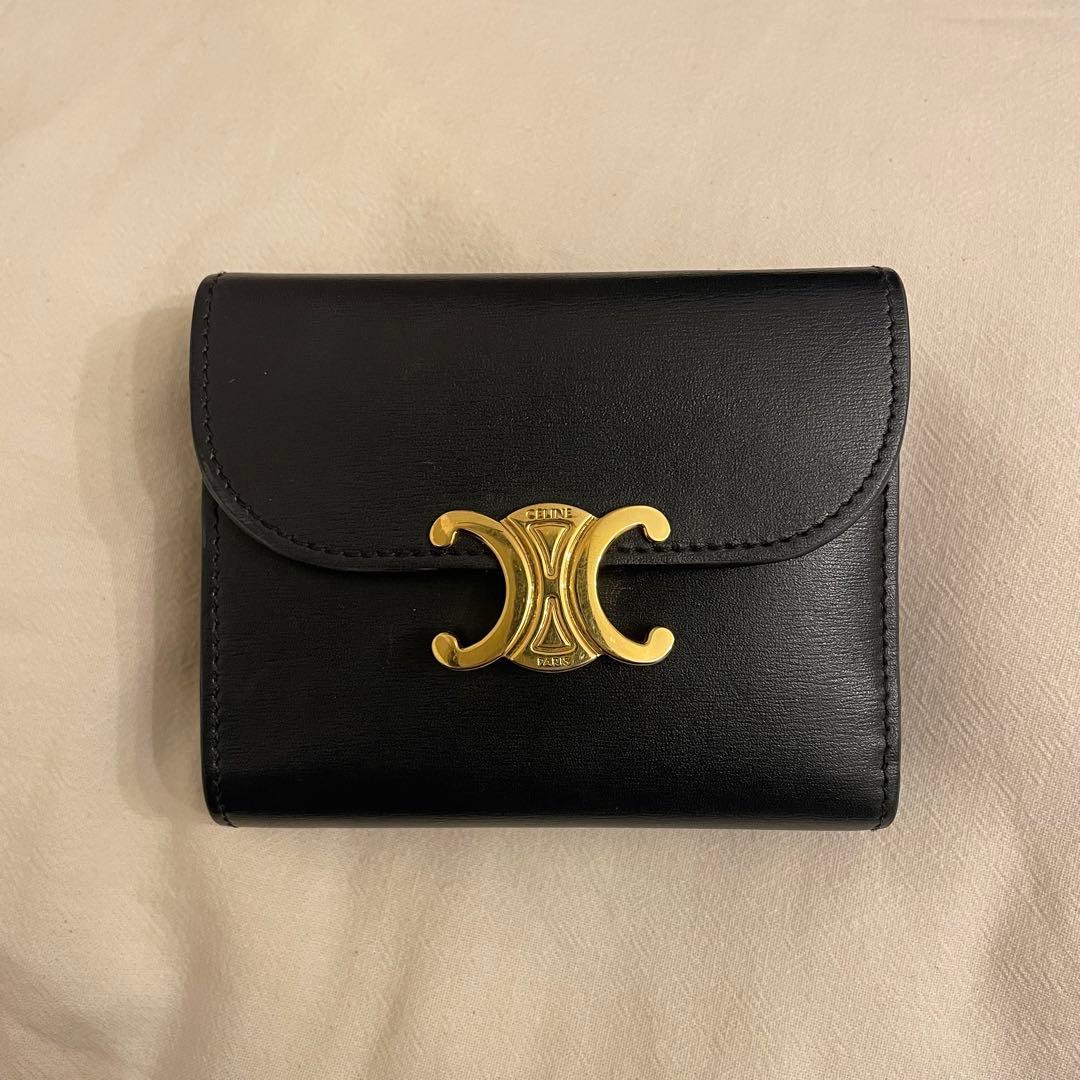 CELINE ブラック 三つ折り財布　スモール フラップウォレット トリオンフ