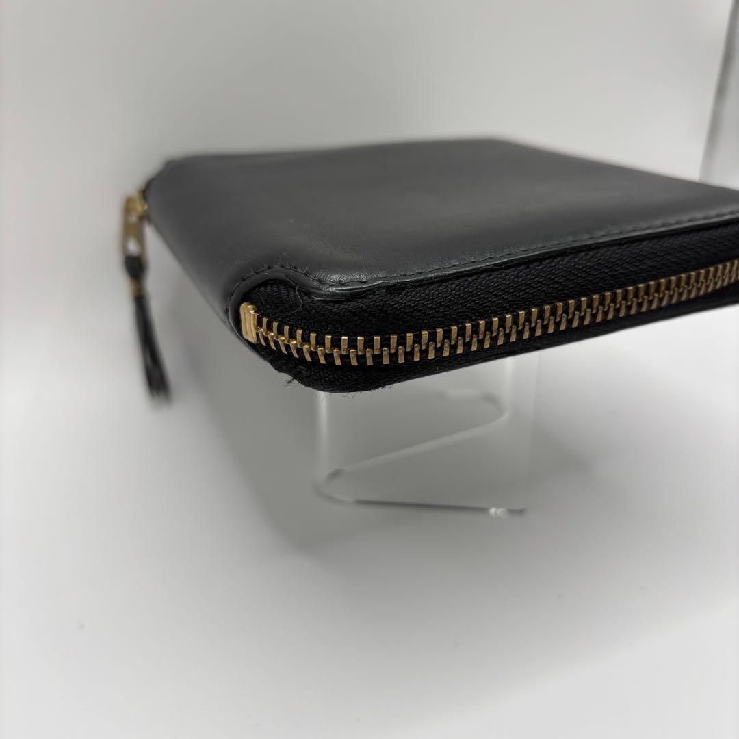 美品　comme des garcons 二つ折り財布　ブラック　ラウンドジップ