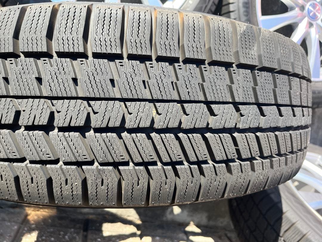 19インチ スタッドレスタイヤ ホイールセット40系アルファードヴェルファイア