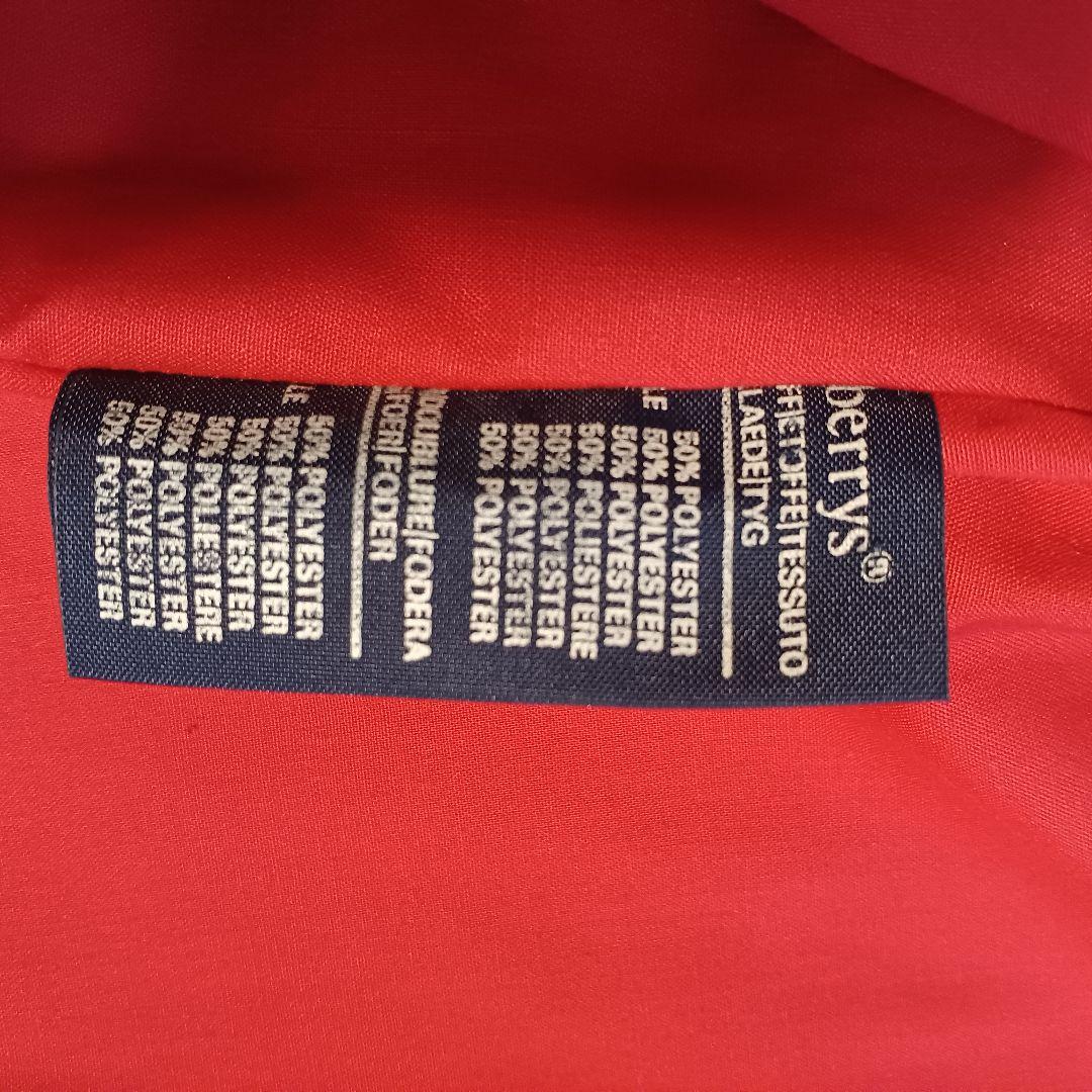 BURBERRYハーフコート