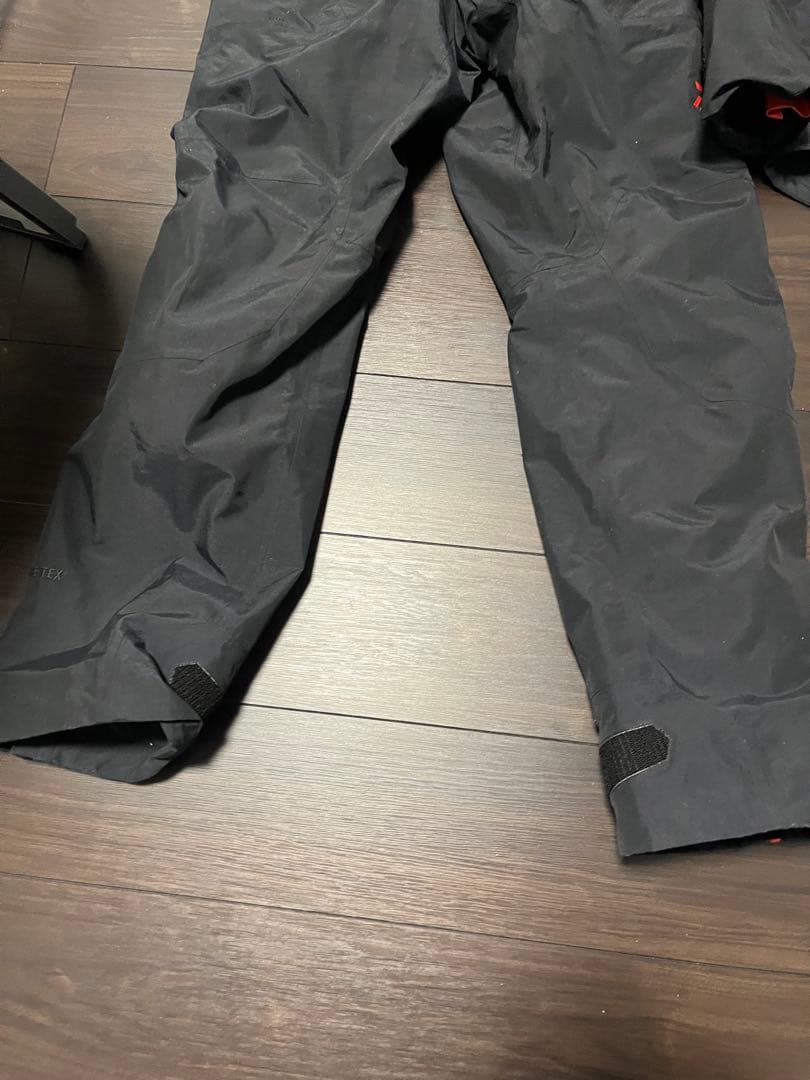 ダイワ　ゴアテックス プロダクト レインジャケット　DR-1106J