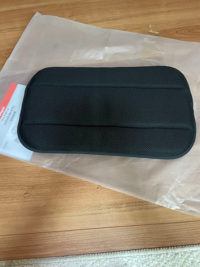 未使用品　コムペット　ミリミリライト　α EG グリーンオリーブ