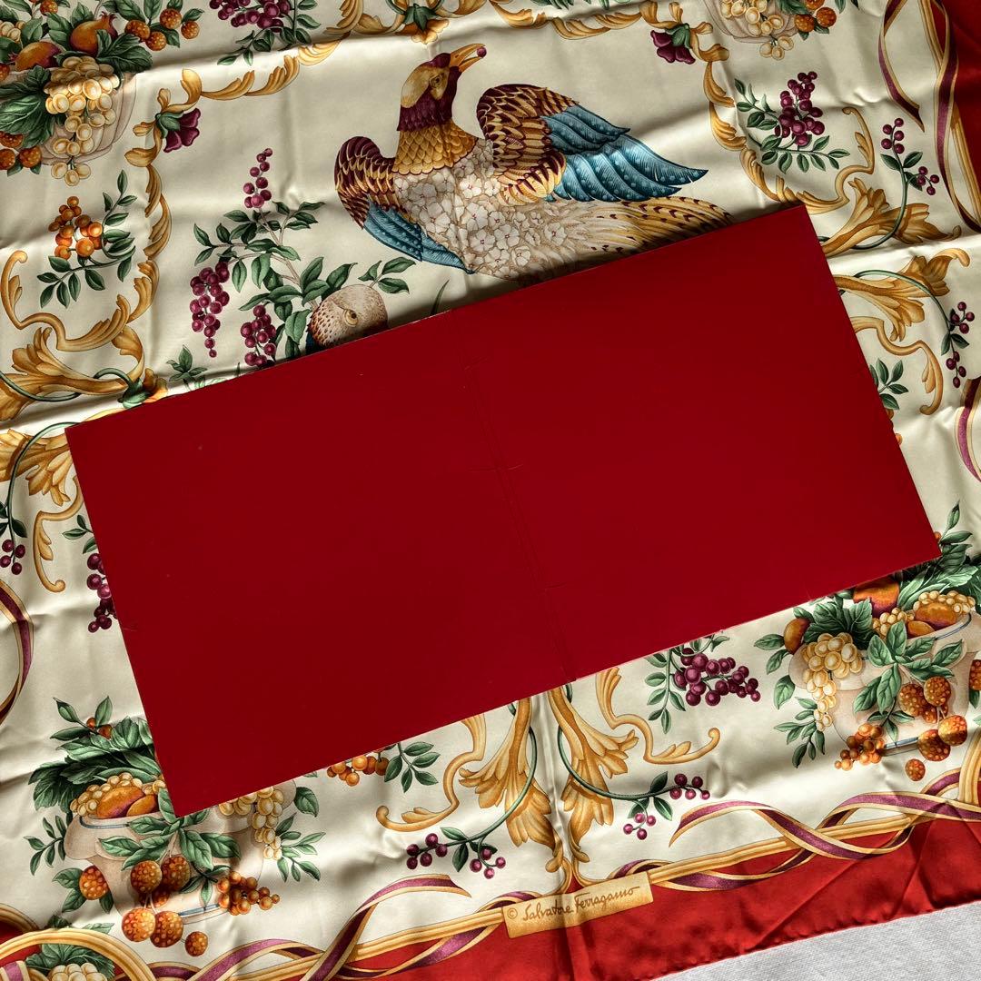 Sakado Express様　サルヴァトーレフェラガモ　スカーフ　ヴィンテージ