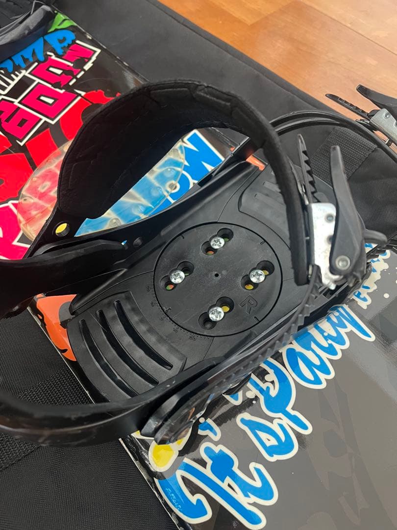 値下　子供　SLQ スノーボード 120cm バインディング・収納ケース付き