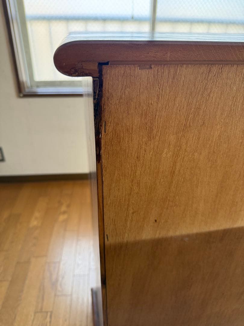 誠工舎　花柄タイル装飾　木製チェスト