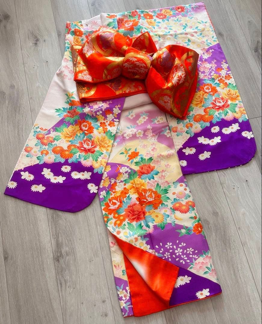 女の子 お祝い着 振袖 四季花模様 着物と帯のセット 七五三 レトロ 紫色