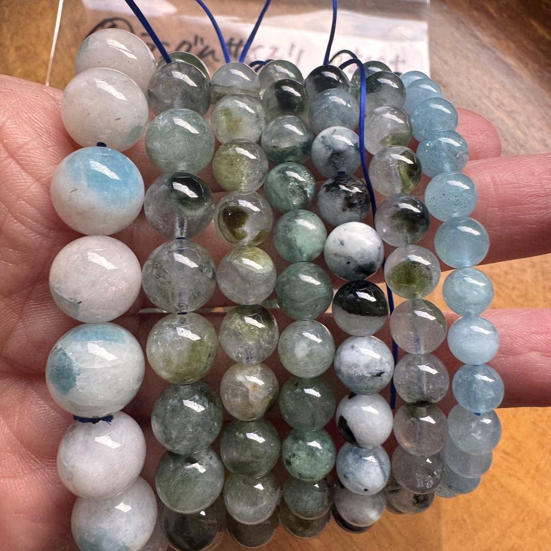 ①天然石 10.8mm カイヤナイトシリカ　内周18cm ブレスレット