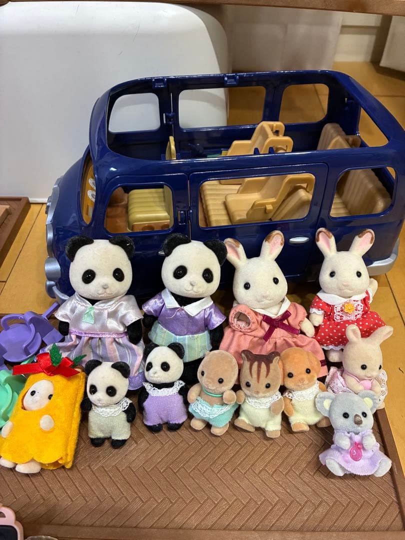 【まとめ売り】シルバニアファミリー　赤い屋根の大きなお家 など