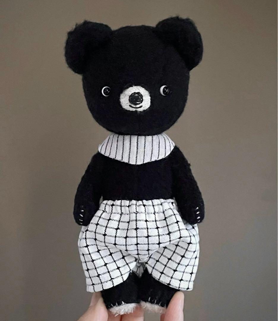 控えめな黒熊さん アーティストベア テディベア 海外作家様 ハンドメイド